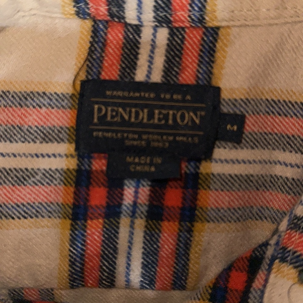 Pendleton Women’s Button Down - Picture 2 of 2